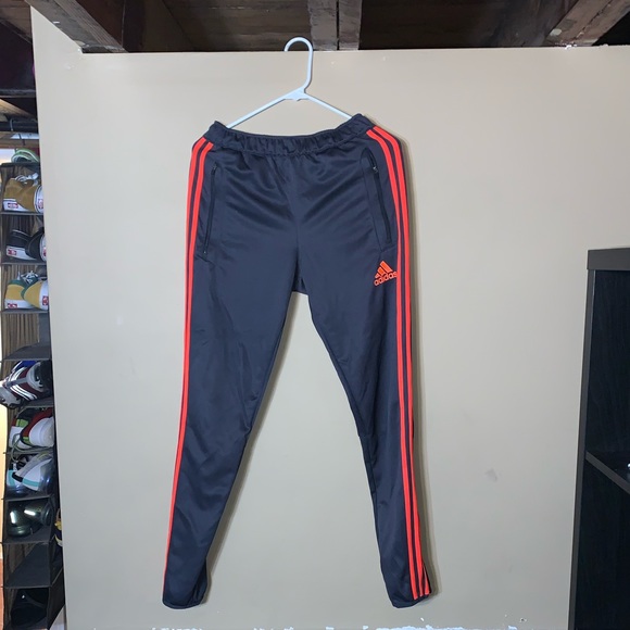 ADDIDAS SWEATPANTS - Picture 4 of 4